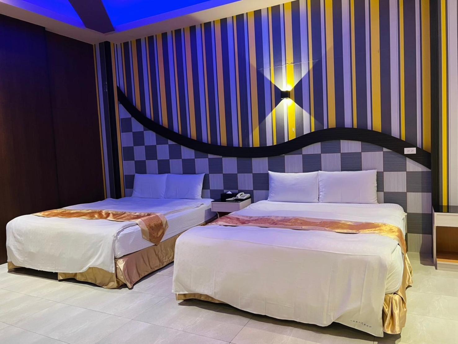 Wei Feng Exquisite Motel Pintung Branch Pingtung ภายนอก รูปภาพ