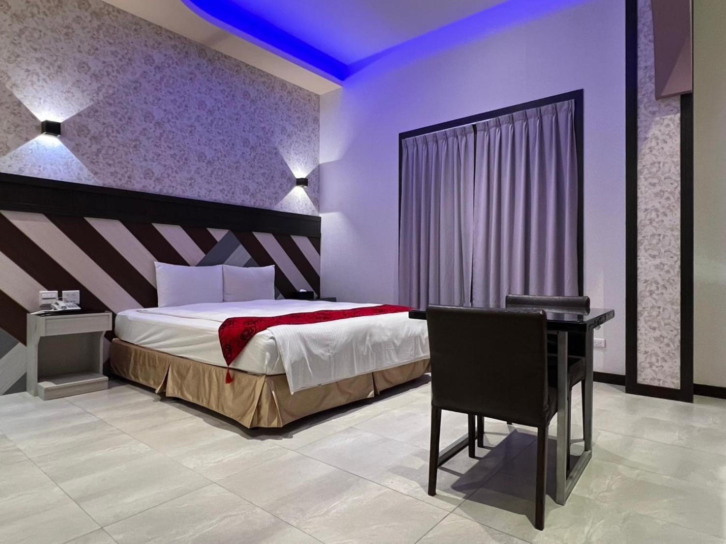 Wei Feng Exquisite Motel Pintung Branch Pingtung ภายนอก รูปภาพ
