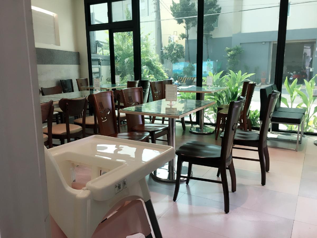 Wei Feng Exquisite Motel Pintung Branch Pingtung ภายนอก รูปภาพ