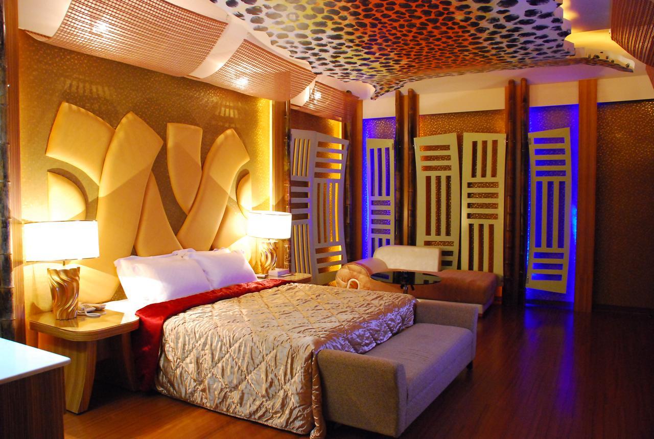 Wei Feng Exquisite Motel Pintung Branch Pingtung ภายนอก รูปภาพ