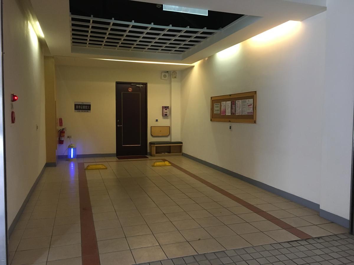 Wei Feng Exquisite Motel Pintung Branch Pingtung ภายนอก รูปภาพ